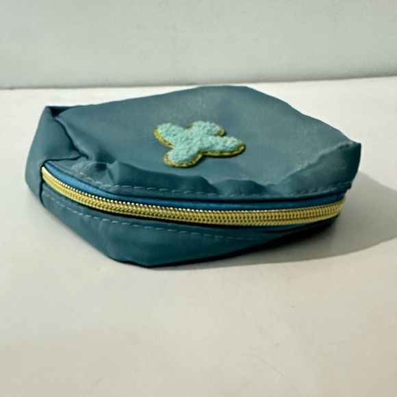 👜 Preppy Nylon Mini Makeup Bag - Blue 💙 - Picture 3 of 4